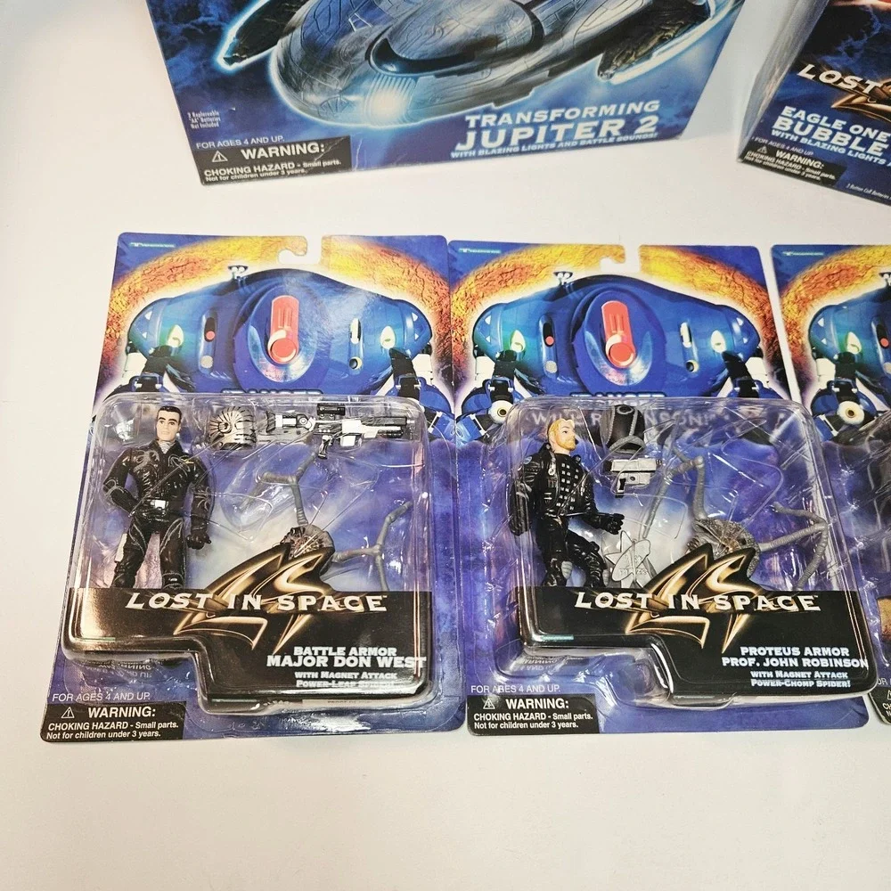 Lost In Space Movie Deluxe Jupiter 2 Trendmasters, Bubble Fighter And Figures